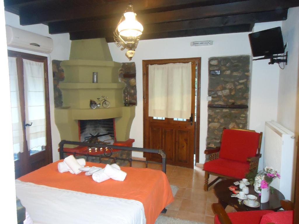 Traditional Guesthouse Archontoula Palaios Panteleimonas Room photo